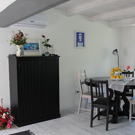 Bed and Breakfast Invito Al Viaggio Giardini-Naxos Exterior foto